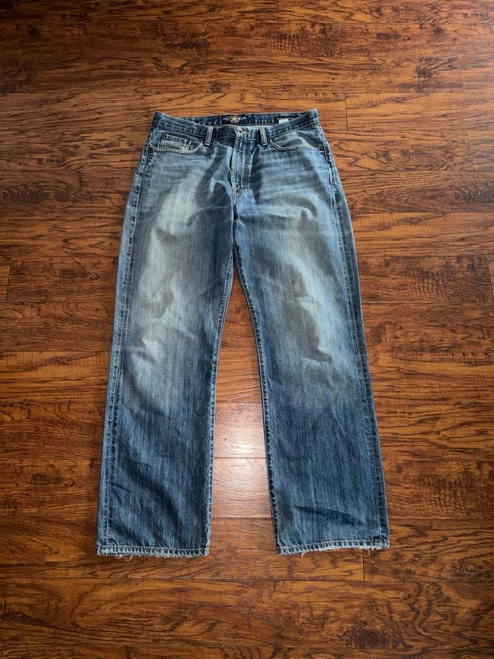 Lucky Brand 181 Relaxed Straight Jeans Size 36 Blue Distressed